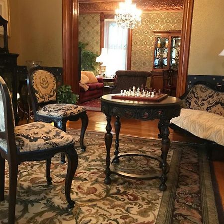 The Nauvoo Grand Bed & Breakfast Екстер'єр фото